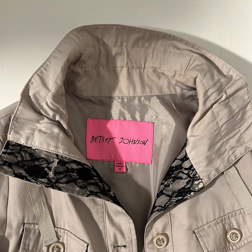 Jacket - Picture 2 of 4